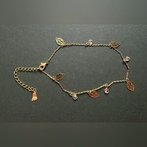 Gold Tone Leaf & Crystal Charm Anklet Bracelet Adjustable Dainty Boho Jewelry